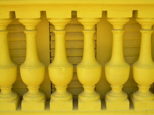 barcelona-yellow barcelona-yellow