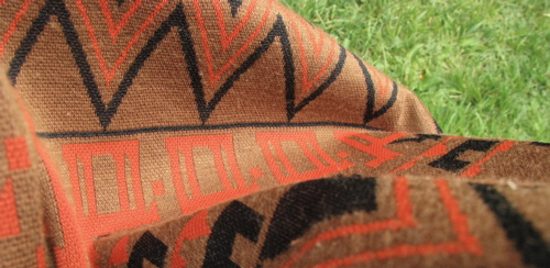 orange-skirt-detail