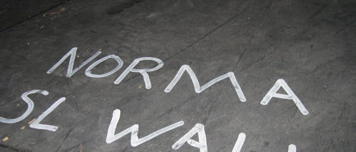 norma-backstage-vo