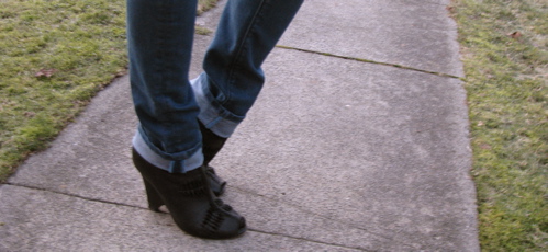 open-toed-boots-winter