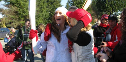 jessi-and-joyce-torch-relay