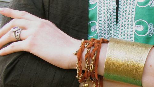 green-tunic-pirate-bracelet green-tunic-pirate-bracelet
