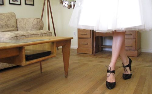 wedding-dress-hem