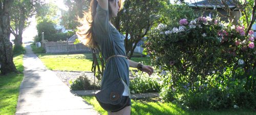 mint-dkny-side