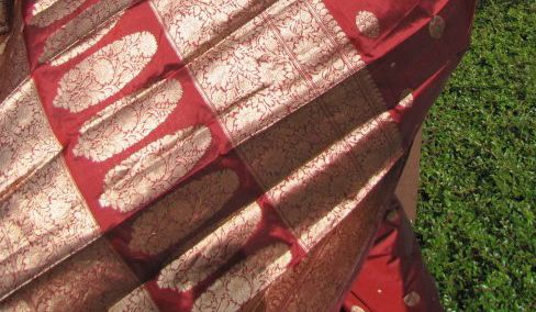 red-silk-detail red-silk-detail