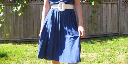 white-belt-and-pleats white-belt-and-pleats